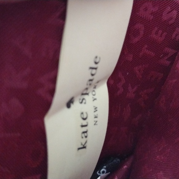 Kate Spade wristlet - Picture 6 of 8
